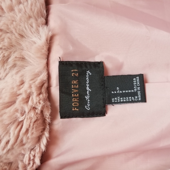 Forever 21 Teddy Jacket - Picture 3 of 3